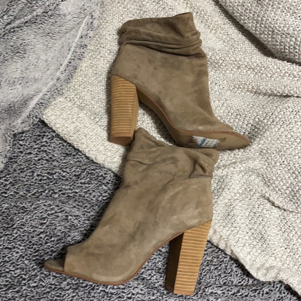 Kristin Cavallari x Chinese Laundry